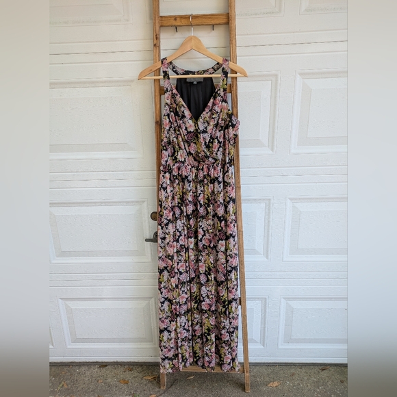 Sunday In Brooklyn Floral Maxi Dress - Picture 2 of 5